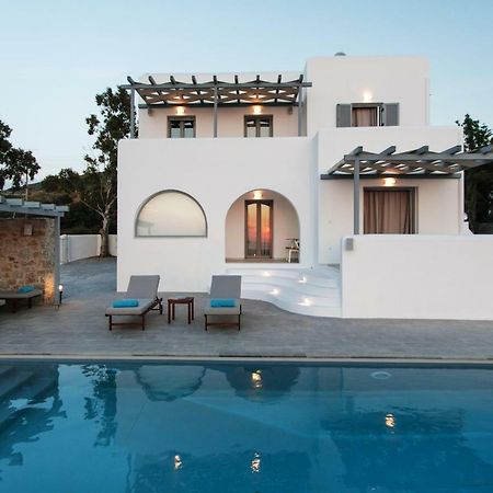 Naxos Infinity Villa And Suites Galanado 外观 照片