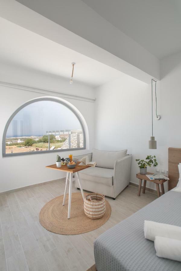 Naxos Infinity Villa And Suites Galanado 外观 照片