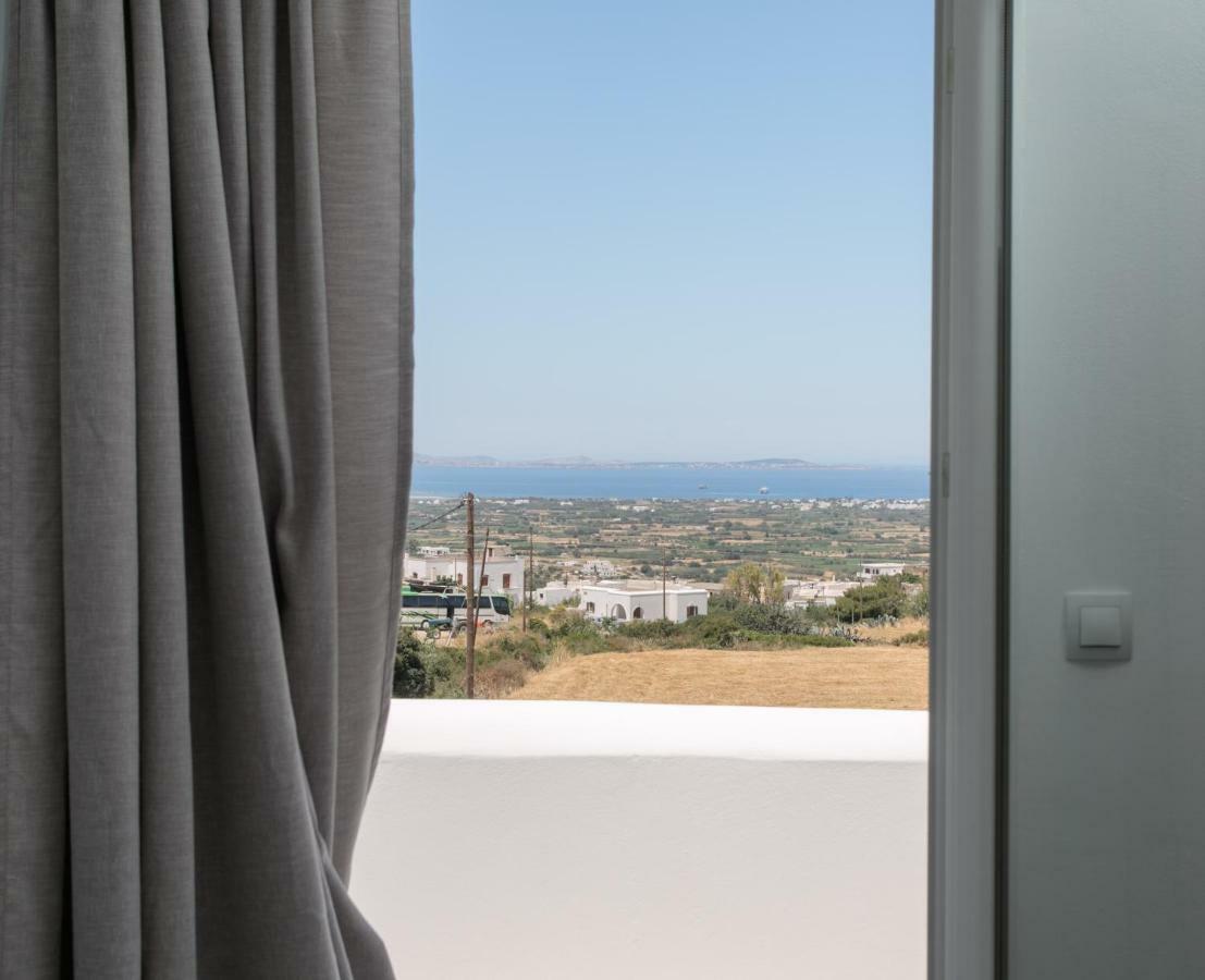 Naxos Infinity Villa And Suites Galanado 外观 照片