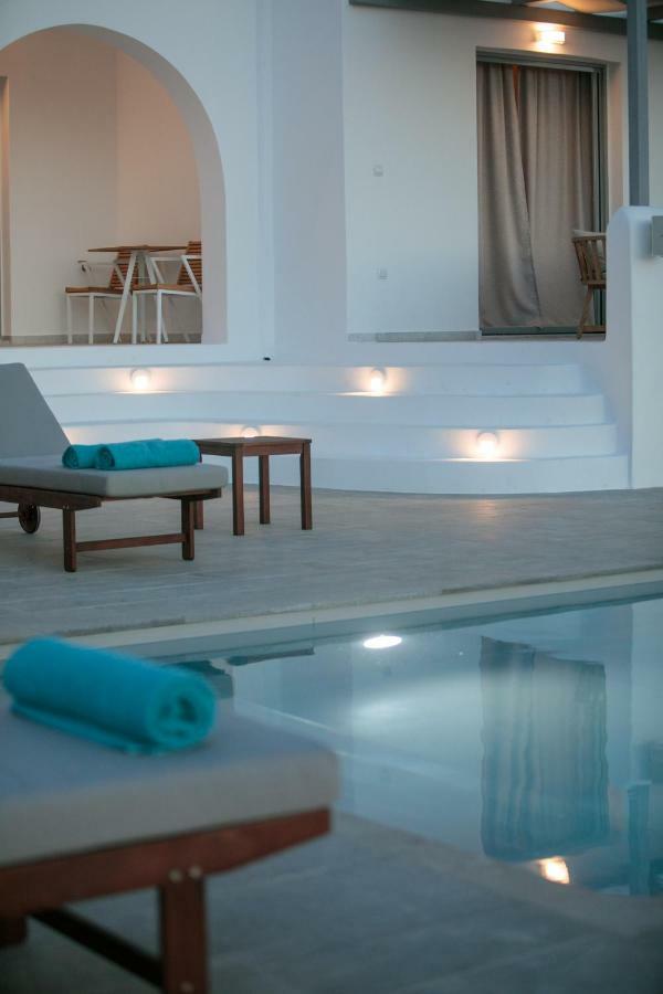 Naxos Infinity Villa And Suites Galanado 外观 照片